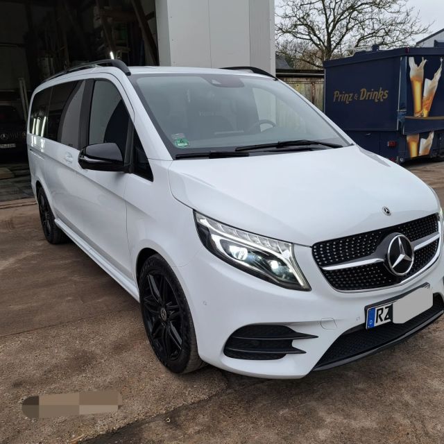 Mercedes Viano aufbereitet

#mercedeshamburg #mercedesbenz #mercedes #viano #vito #weiss #mgclean #wentorf #börnsen #hamburg #cardetailing