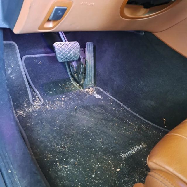 Mercedes E Klasse innen und außen Reinigung. 

#mgclean #mercedes #eklasse #cabrio #börnsen